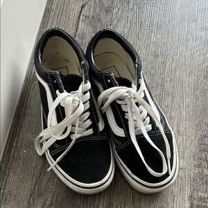 Classic Black and White woman Van Shoes